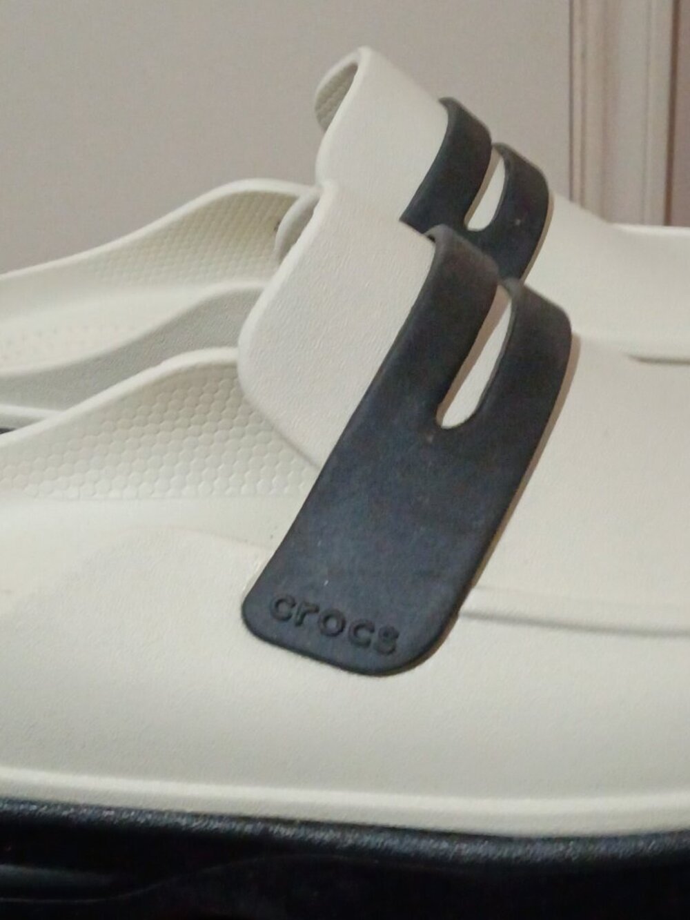 Crocs Stomp Loafer Platform Clogs White Black Women's Size 7 Women's 2099371HR - Picture 11 of 13